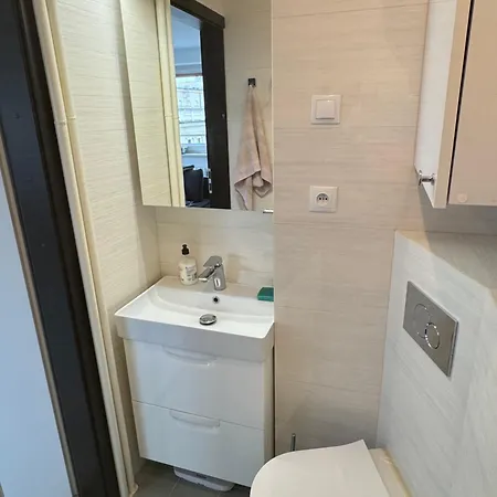 -- Center -- * Warsaw